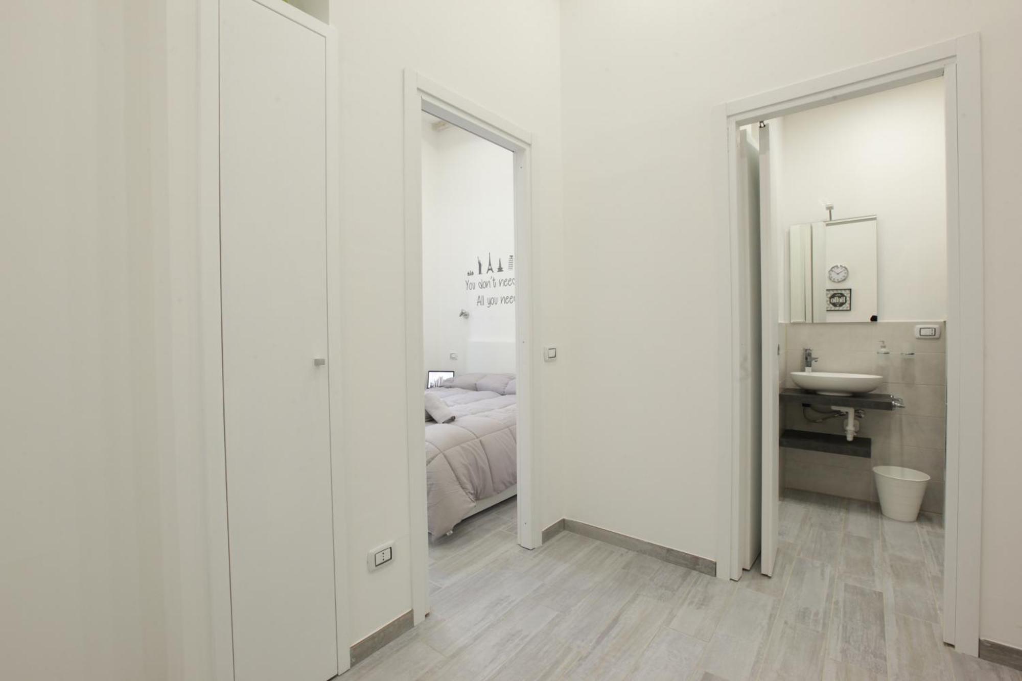 Amazing Apartment In City Center With Balcony Mailand Exterior foto